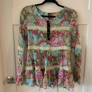 Boutique flutter top